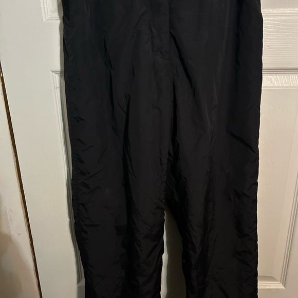Obermeyer Women’s Black Ski Pants - Picture 1 of 3